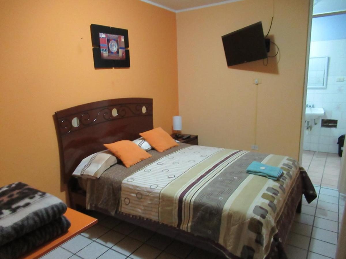 Kurmi Hostel Lima Airport Buitenkant foto