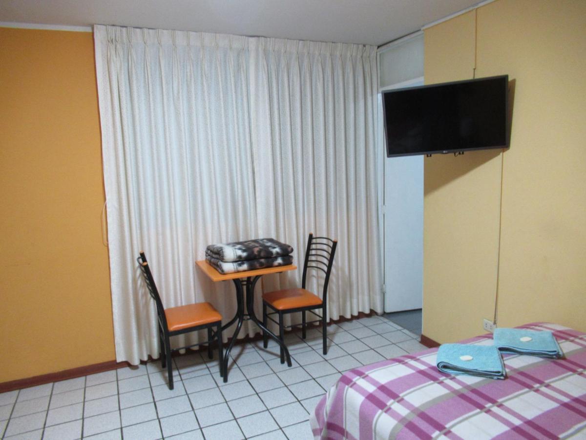 Kurmi Hostel Lima Airport Buitenkant foto