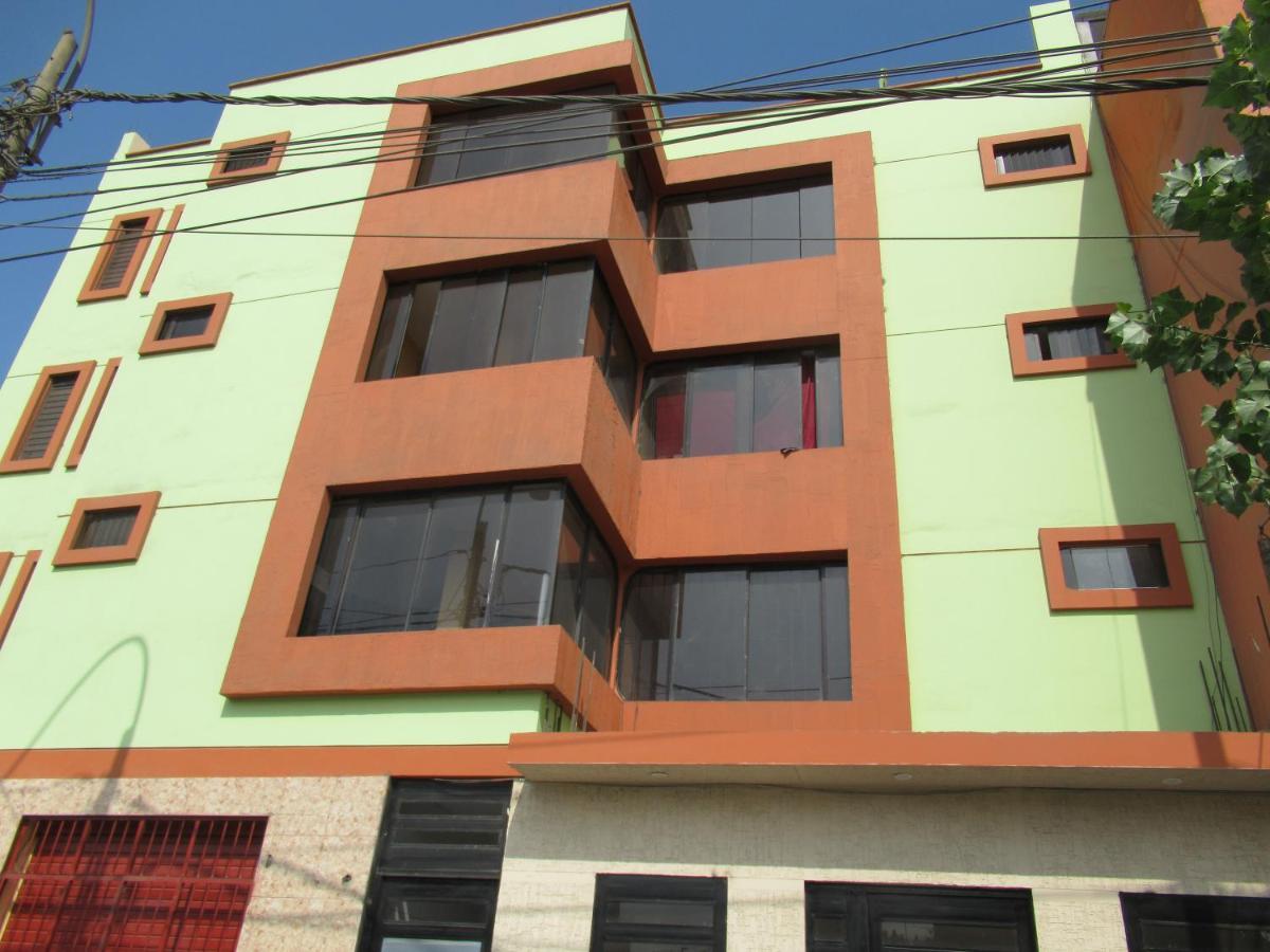 Kurmi Hostel Lima Airport Buitenkant foto