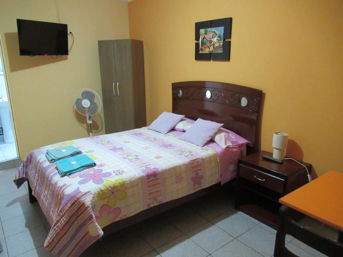 Kurmi Hostel Lima Airport Buitenkant foto