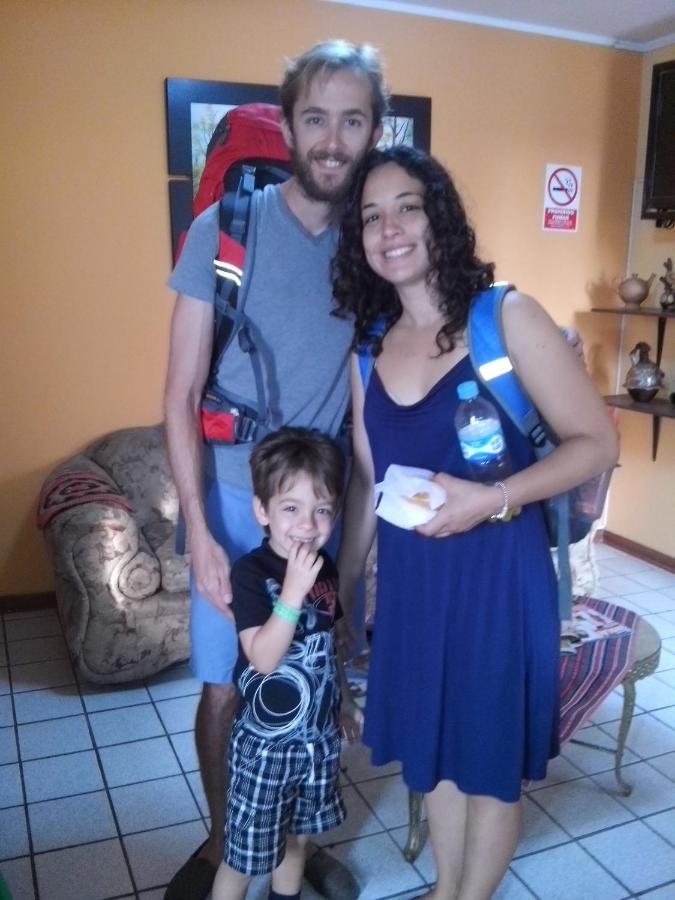 Kurmi Hostel Lima Airport Buitenkant foto