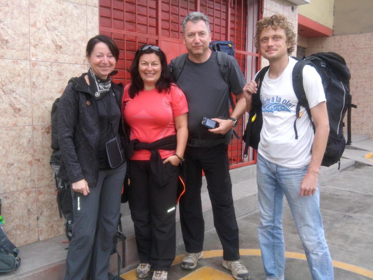 Kurmi Hostel Lima Airport Buitenkant foto